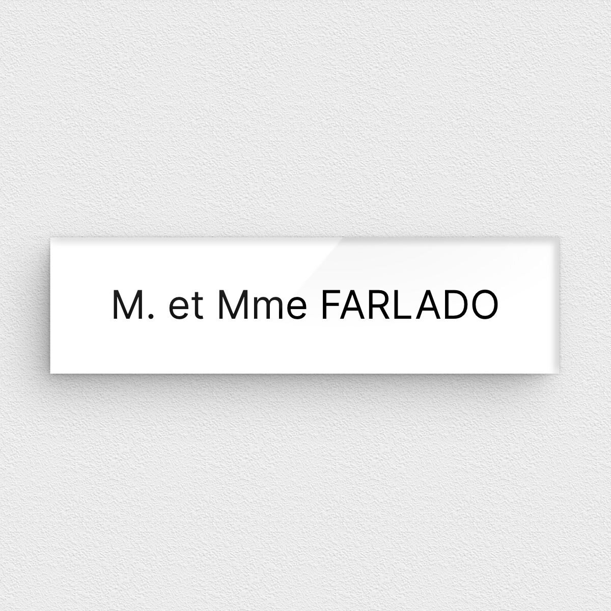 Plaque Boite Aux Lettres Jaunes Lettres Noires, Gravure Du Nom Et Etage