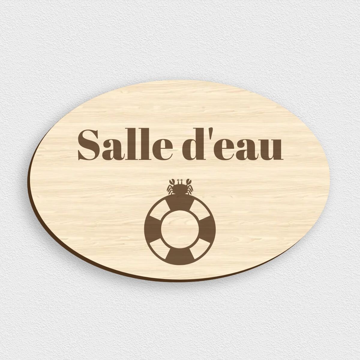 Panneau de salle de bain sur porte en bois | Photo Gratuite